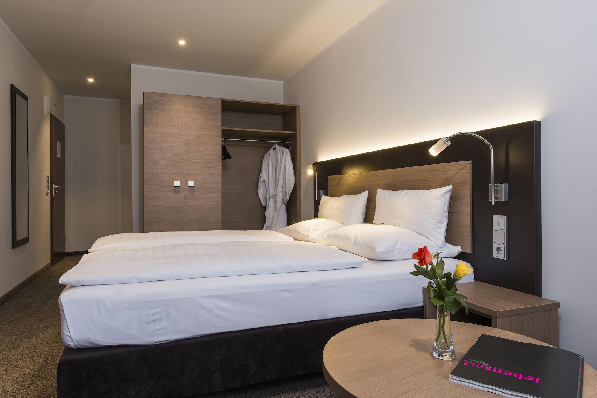 Astor & Aparthotel Köln Dış mekan fotoğraf