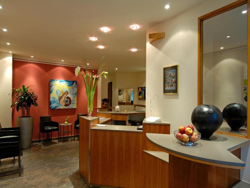 Astor & Aparthotel Köln Dış mekan fotoğraf